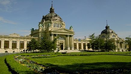 Budapest Exploring Small Group Tour